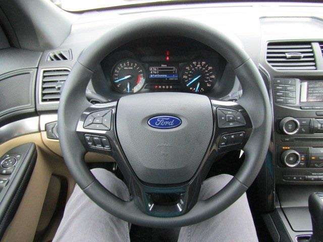 2017 Ford Explorer AWD 4dr SUV